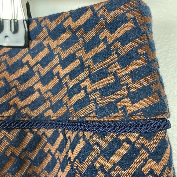 JULIANNA COLLEZIONE Blue/Tan Pencil Skirt with Petal Hem - Picture 3 of 16